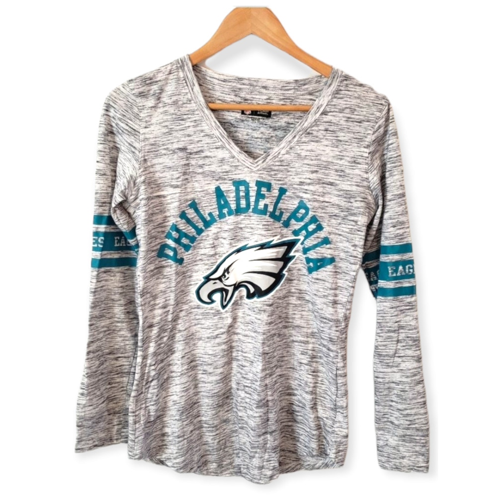 NFL Team Apparel Women's Heather Grey V Neck Philadelphia Eagle's Shirt Small